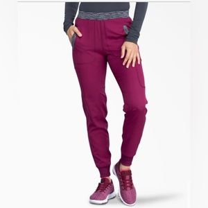 Dickies jogger scrubs